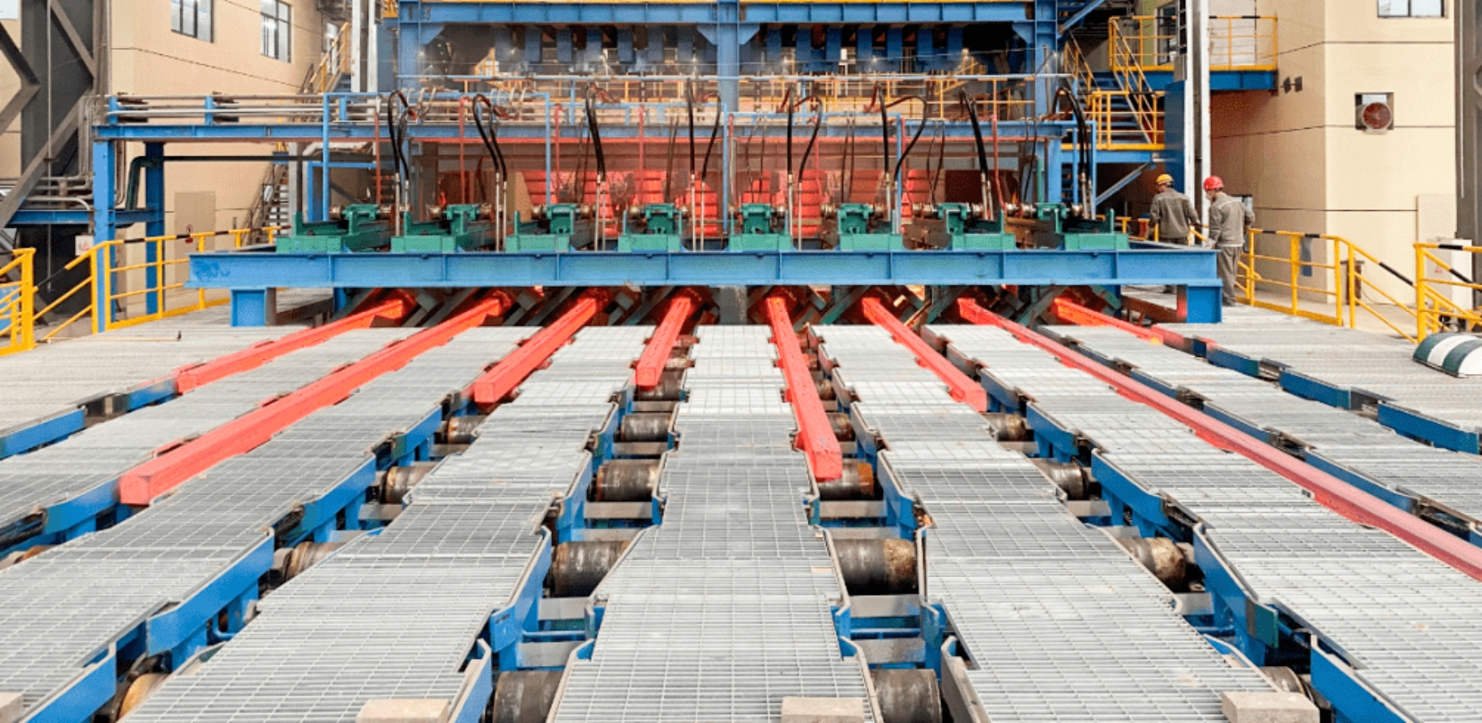 8 机 8 流 -165 方连铸机 8 Strands 165x165 мм.